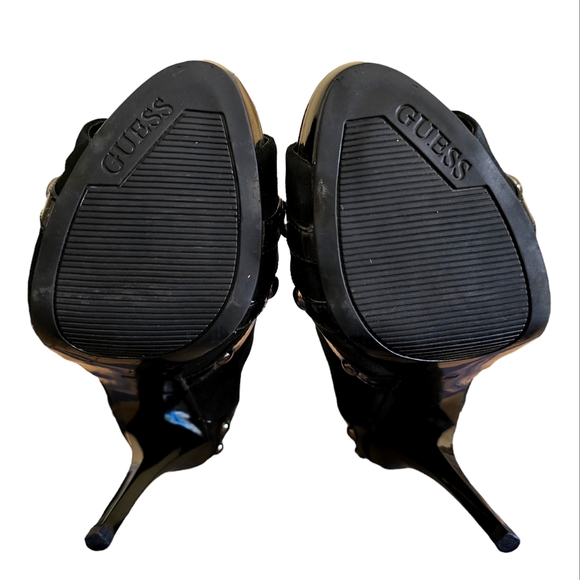 🖤 GUESS VINTAGE Studded Suede & Patent Leather Heels Size 6 GUC - Picture 4 of 6